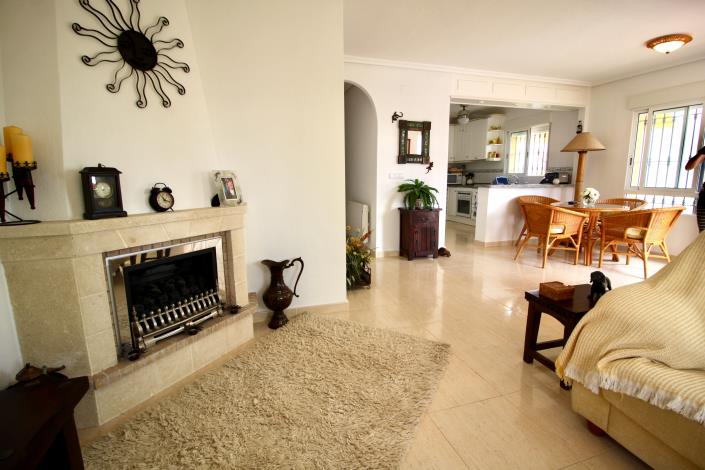 Image No.11-2 Bed Villa / Detached for sale