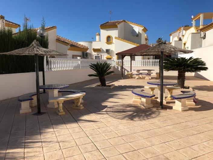 Image No.26-2 Bed Villa / Detached for sale