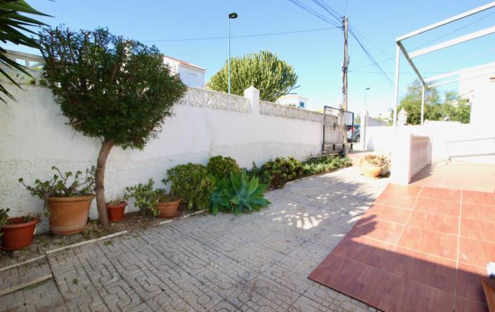 Image No.9-3 Bed Villa / Detached for sale