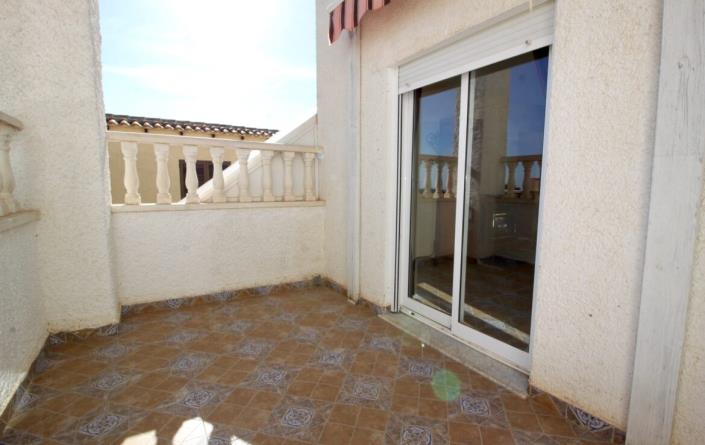 Image No.38-3 Bed Villa / Detached for sale