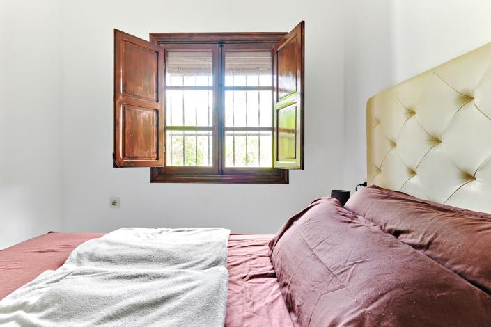 Image No.20-1 Bed Apartment for sale