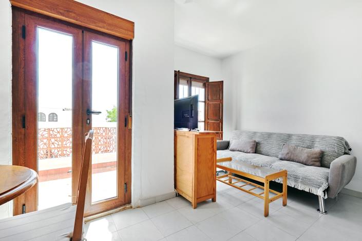 Image No.10-1 Bed Apartment for sale