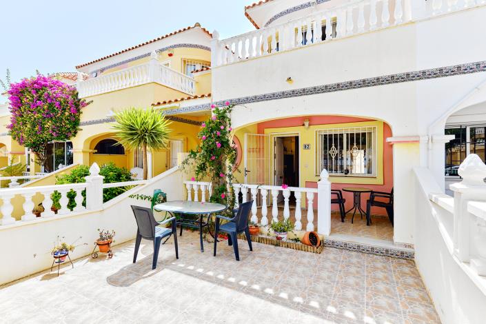 Image No.1-3 Bed Townhouse for sale