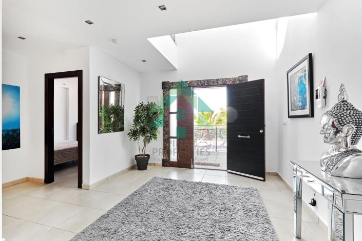 Image No.3-6 Bed Villa / Detached for sale