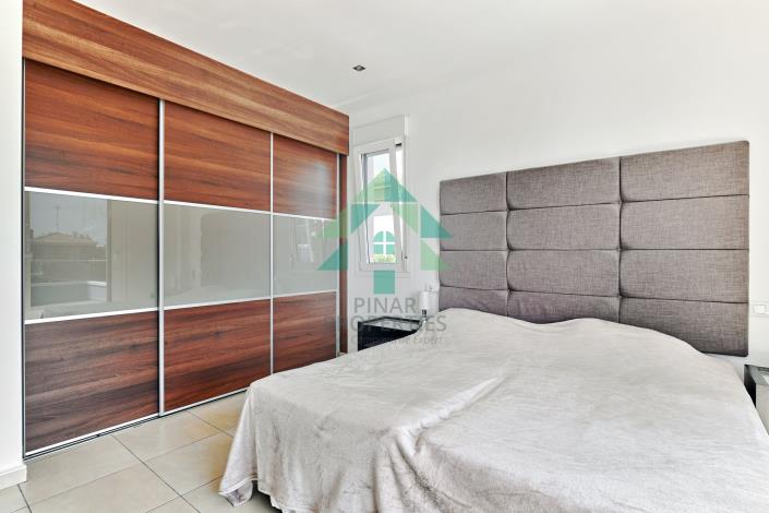 Image No.38-6 Bed Villa / Detached for sale