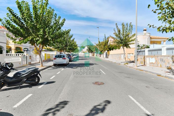 Image No.40-2 Bed Villa / Detached for sale