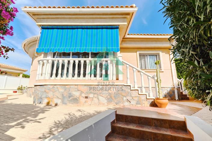 Image No.29-2 Bed Villa / Detached for sale