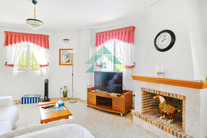 Image No.10-2 Bed Villa / Detached for sale