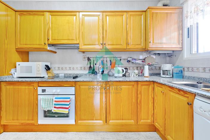 Image No.13-2 Bed Villa / Detached for sale