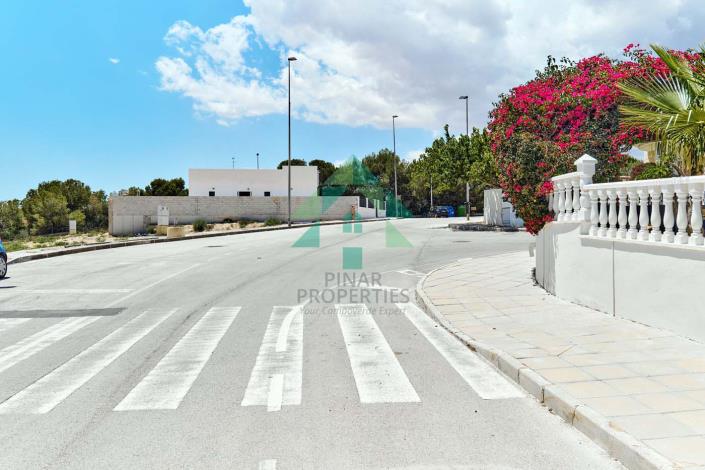 Image No.8-Villa / Détaché de 3 chambres à vendre à Pinar de Campoverde