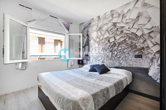 Image No.25-3 Bed Apartment for sale