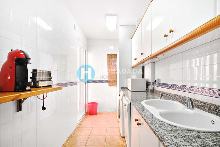 Image No.22-4 Bed Semi-Detached for sale