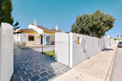 110208villaforsaleintorredelahoradada28052514