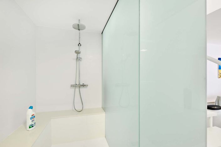 Image No.16-2 Bed Townhouse for sale