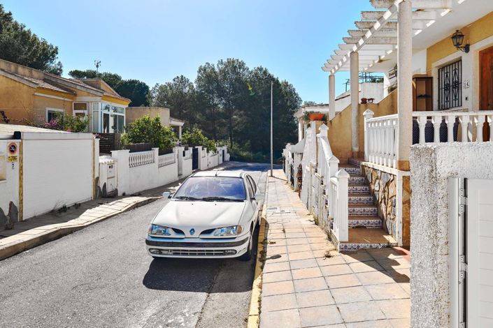 Image No.31-2 Bed Townhouse for sale