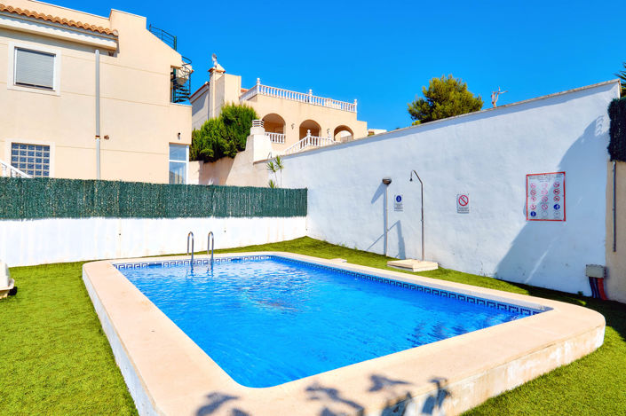 Image No.2-3 Bed Townhouse for sale