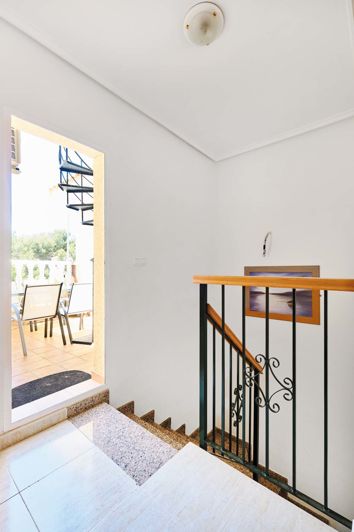 Image No.23-3 Bed Townhouse for sale