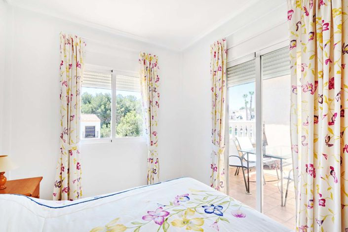 Image No.33-3 Bed Townhouse for sale