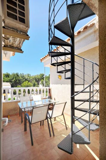 Image No.34-3 Bed Townhouse for sale