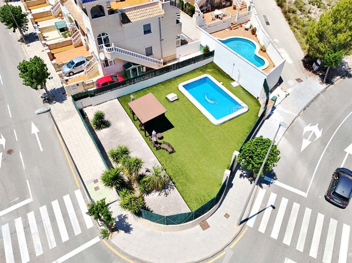 Image No.49-3 Bed Townhouse for sale