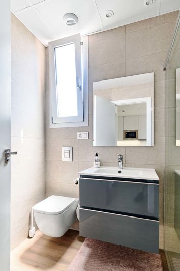 Image No.28-2 Bed Apartment for sale