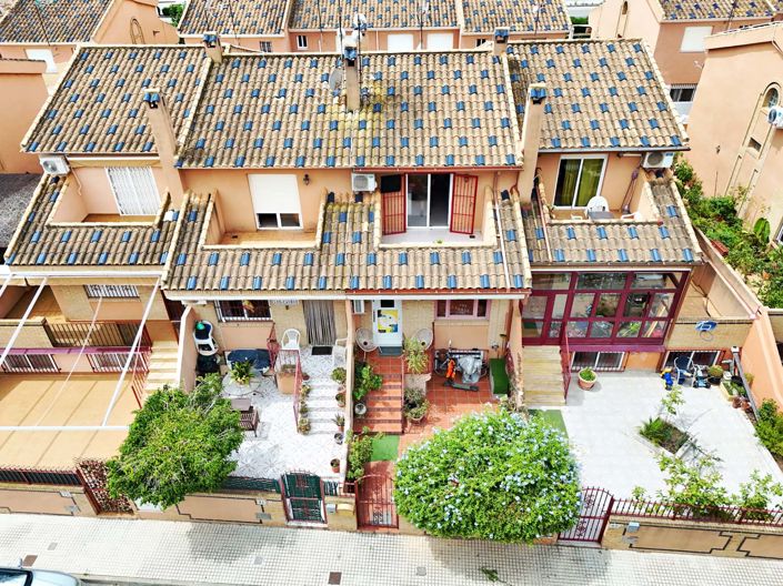 Image No.4-5 Bed Townhouse for sale