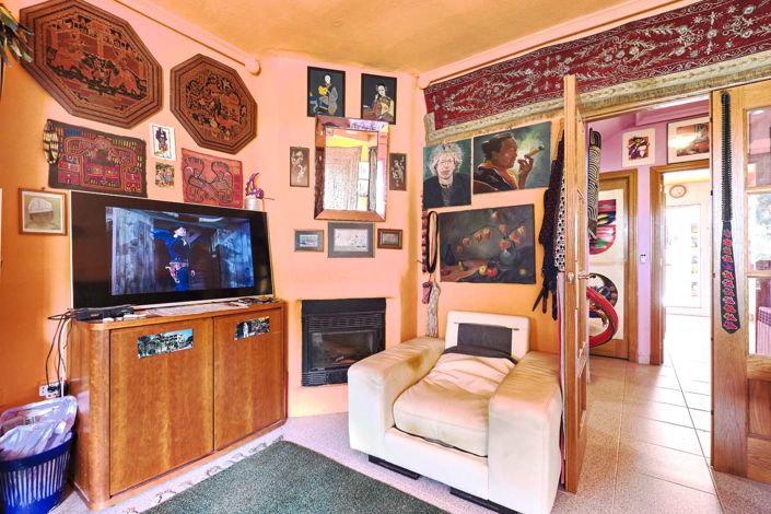 Image No.45-5 Bed Townhouse for sale