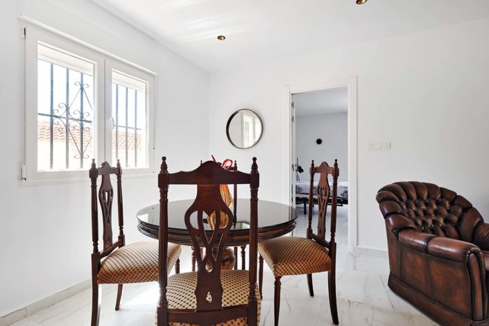 Image No.14-6 Bed Villa for sale