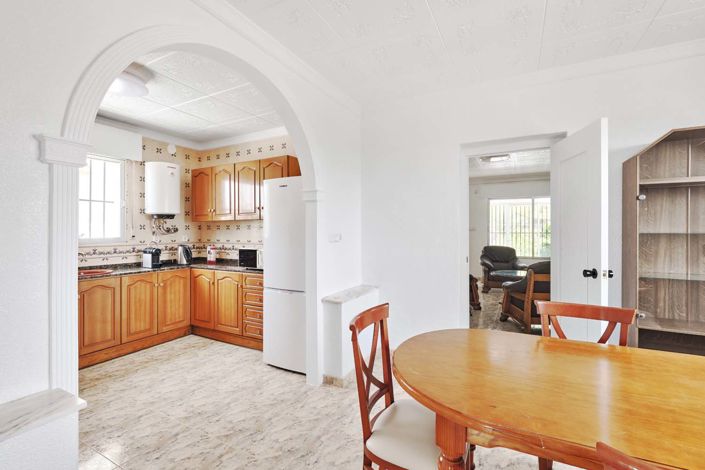 Image No.34-6 Bed Villa for sale