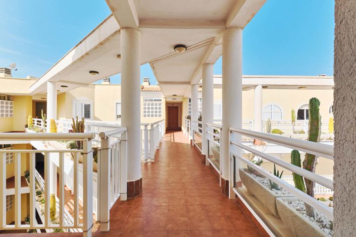 Image No.40-3 Bed Apartment for sale