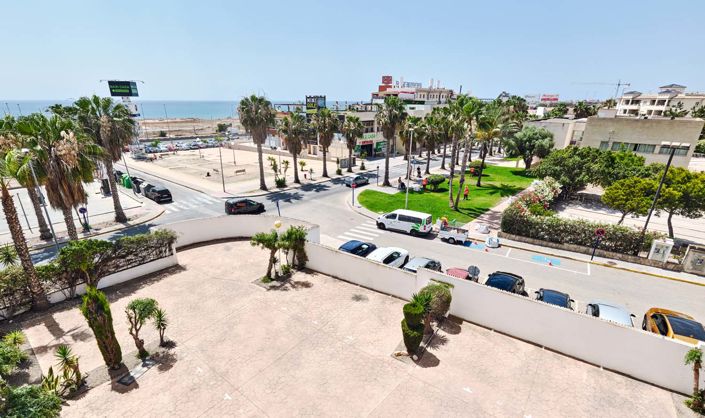 Image No.45-2 Bed Apartment for sale