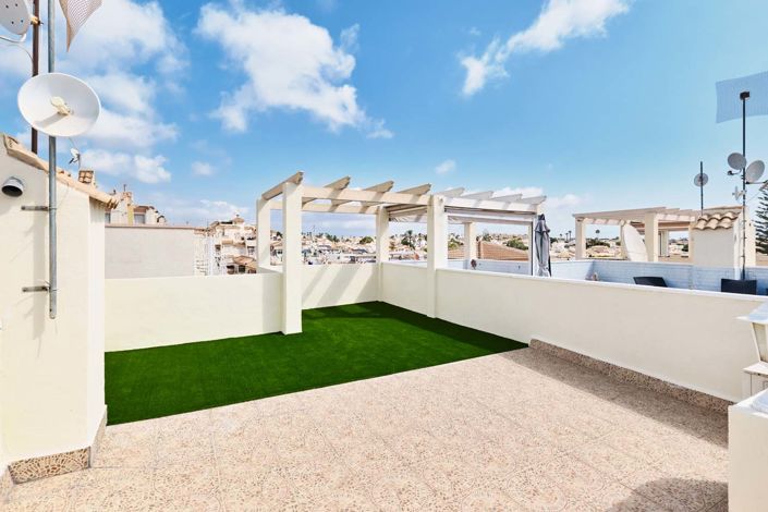 Image No.36-2 Bed Apartment for sale