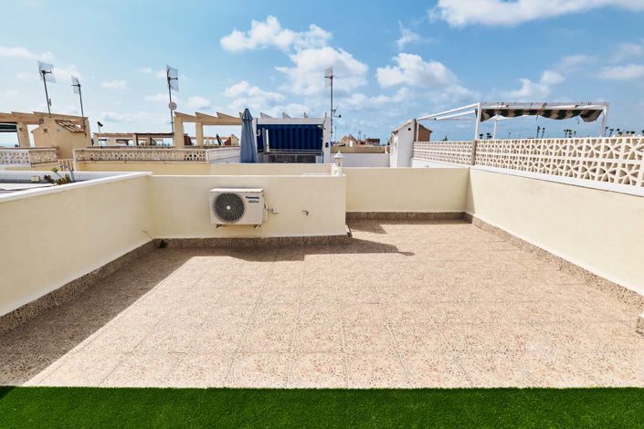 Image No.37-2 Bed Apartment for sale