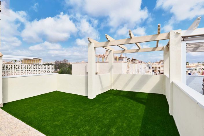 Image No.39-2 Bed Apartment for sale