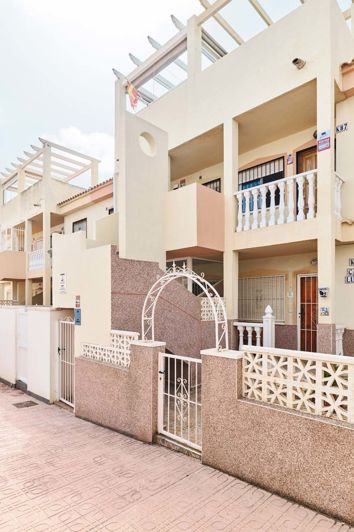 Image No.4-2 Bed Apartment for sale