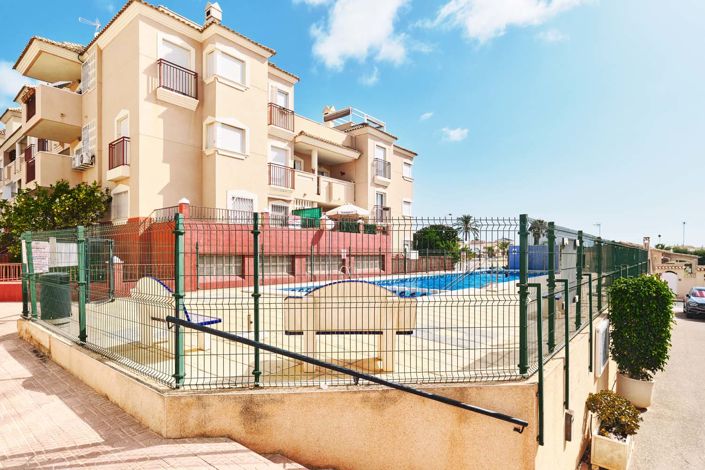 Image No.42-2 Bed Apartment for sale