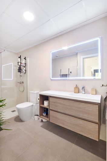 Image No.15-3 Bed Semi-Detached for sale