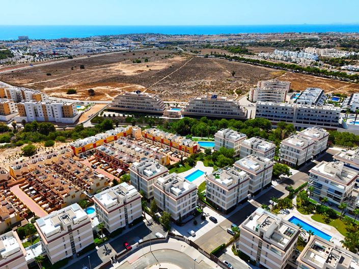 Image No.45-3 Bed Apartment for sale