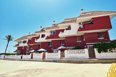 161424firstlineforsaleinplayadelosjesuitas140