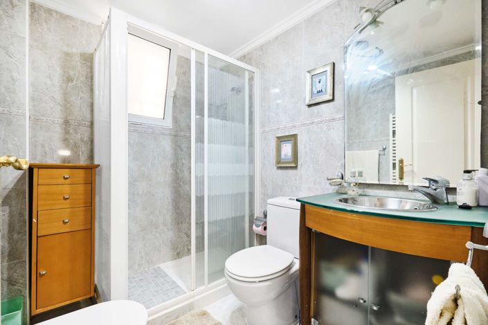 Image No.33-4 Bed Villa for sale