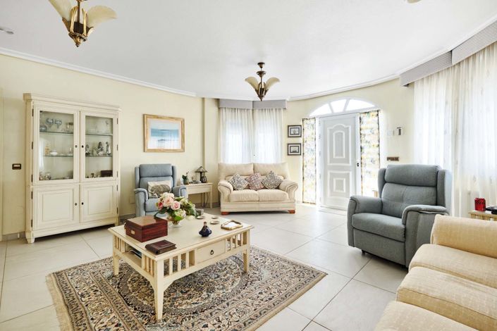 Image No.5-4 Bed Villa for sale