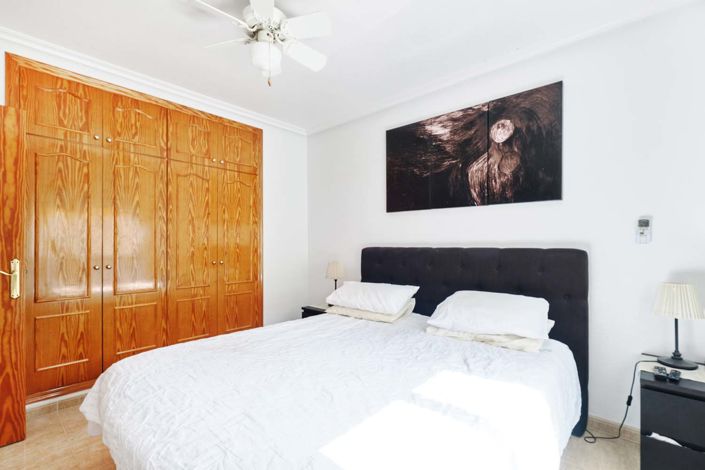 Image No.20-3 Bed Villa for sale