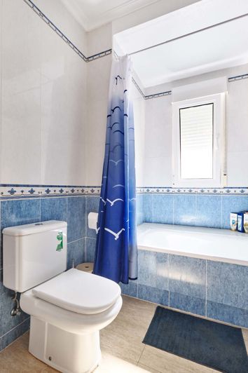 Image No.25-3 Bed Villa for sale