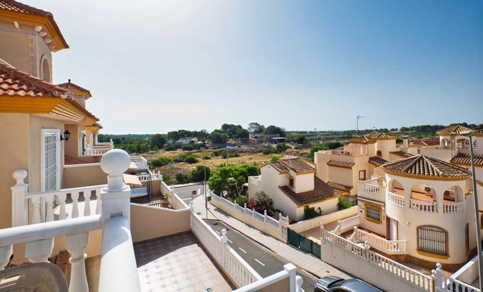 Image No.39-3 Bed Villa for sale