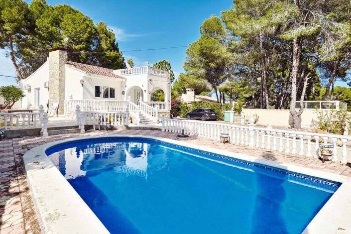 Image No.1-Villa de 3 chambres à vendre à Pinar de Campoverde