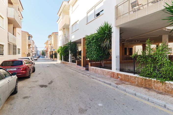 Image No.45-3 Bed Apartment for sale