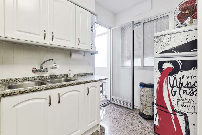 Image No.9-3 Bed Apartment for sale