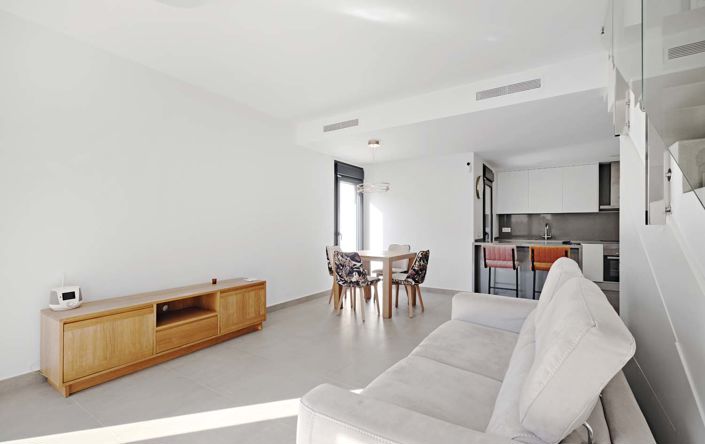 Image No.14-3 Bed Semi-Detached for sale