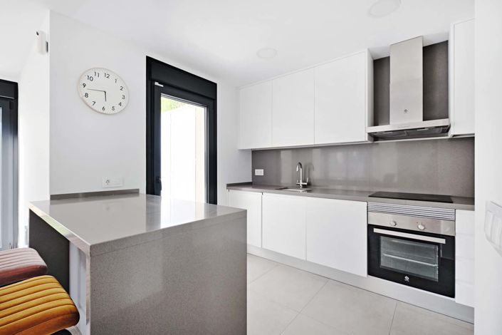 Image No.15-3 Bed Semi-Detached for sale