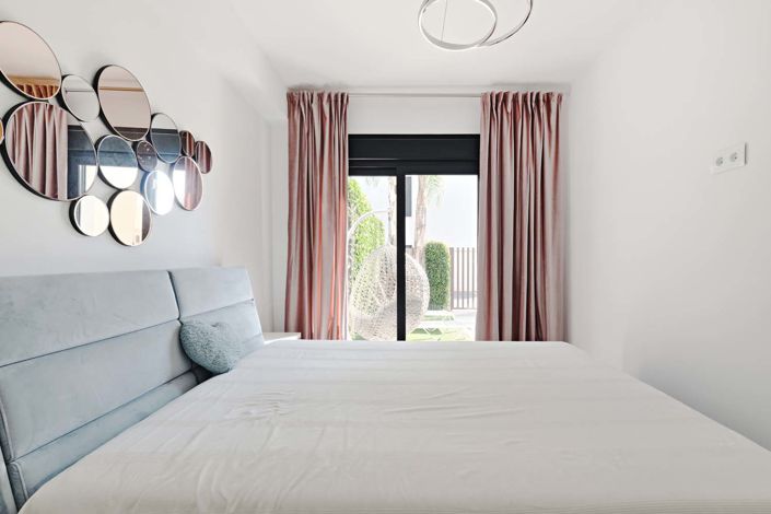 Image No.23-3 Bed Semi-Detached for sale